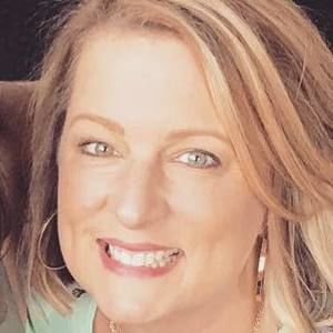 Meet your Posher, Carrie